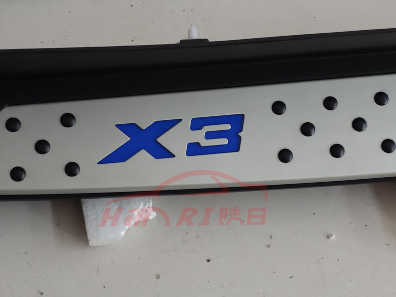 宝马X3带灯踏板