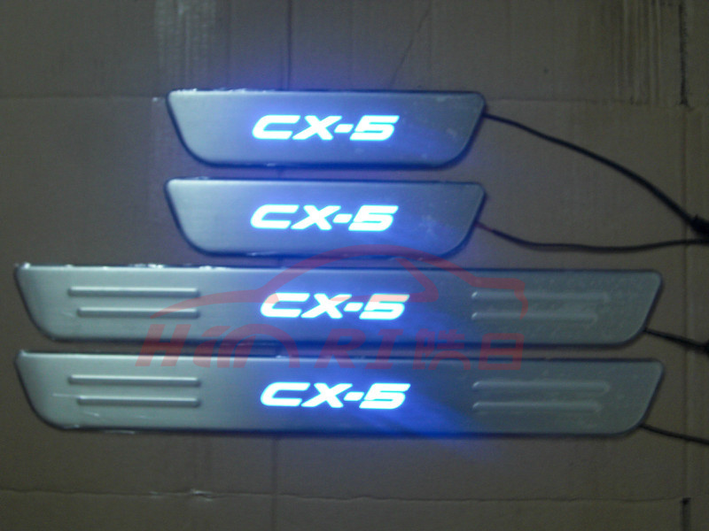 马自达CX-5带灯门槛条