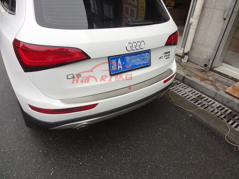 奥迪Q5后踏盖