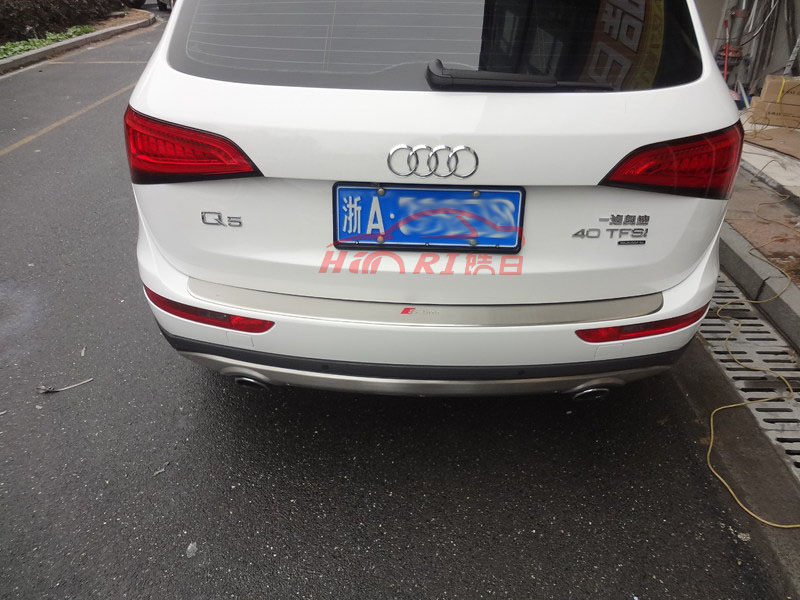 奥迪Q5后踏盖
